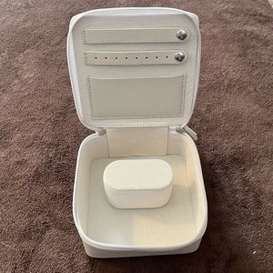 Eva vegan leather travel jewelry box